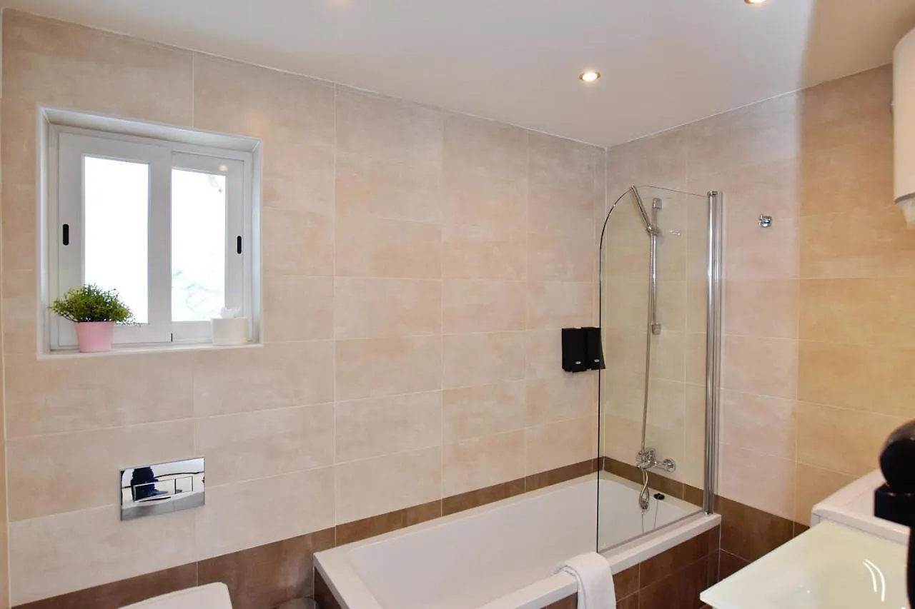 Bajja Apartments Saint Julian's 0*,  Malta