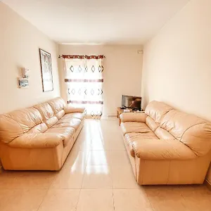 https://stressa-court-apartments.hotelssaintjulians.com