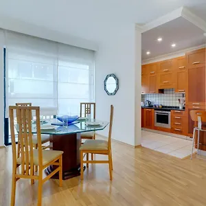 https://central-apartment-in-st-julians-perfect-for-families.hotelssaintjulians.com